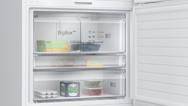 BD3086WCFP Alttan Donduruculu Buzdolabı 186 x 86 cm Beyaz