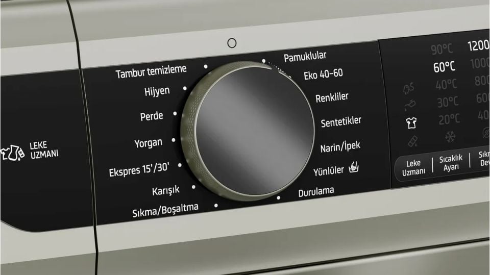 CGA242XSTR Çamaşır Makinesi 9 kg 1200 dev./dak., Gümüş