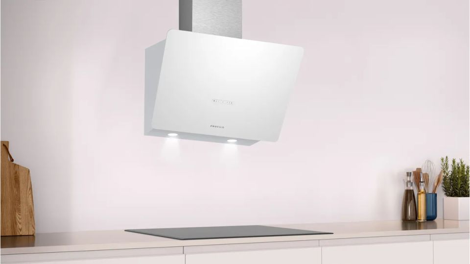 DVK6J629 Duvar Tipi Davlumbaz 60 cm Beyaz Cam Yüzey